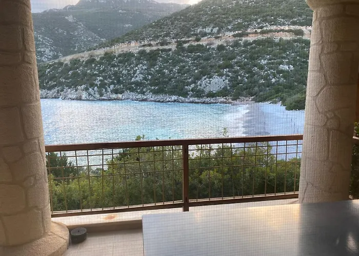 Dom wakacyjny Secret Arcadia Bay - Maisonette Breathtaking Sea & Mountain View-just On The